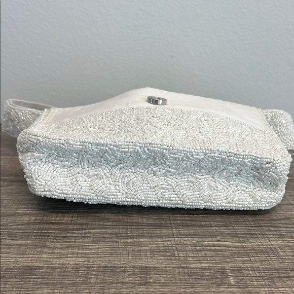 Lulu | Beaded Bag w/ Rhinestone Embellishments 🤍 - Picture 9 of 13